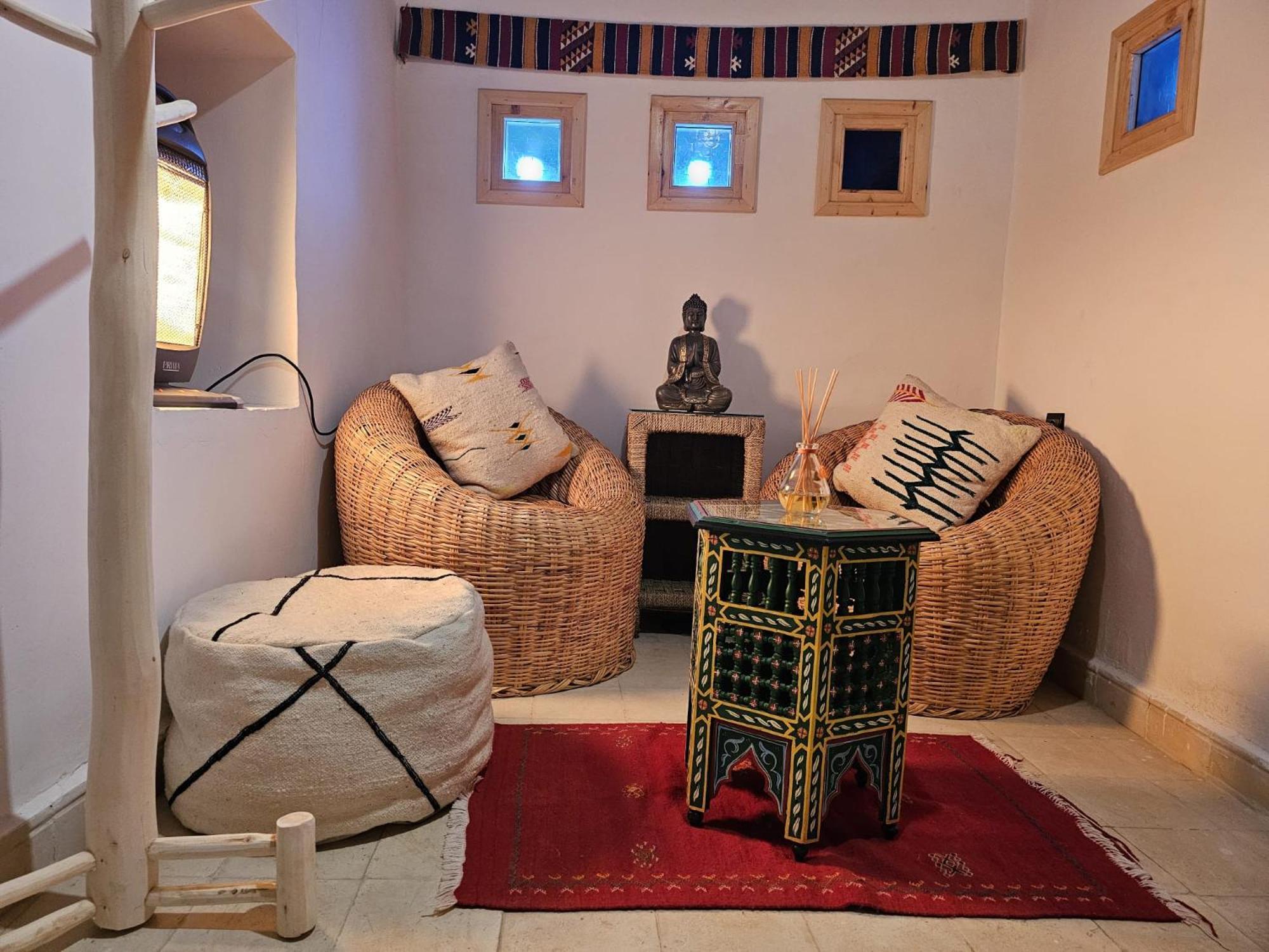 Kasbah La Cigogne Bed & Breakfast Ait Ben Haddou Bagian luar foto