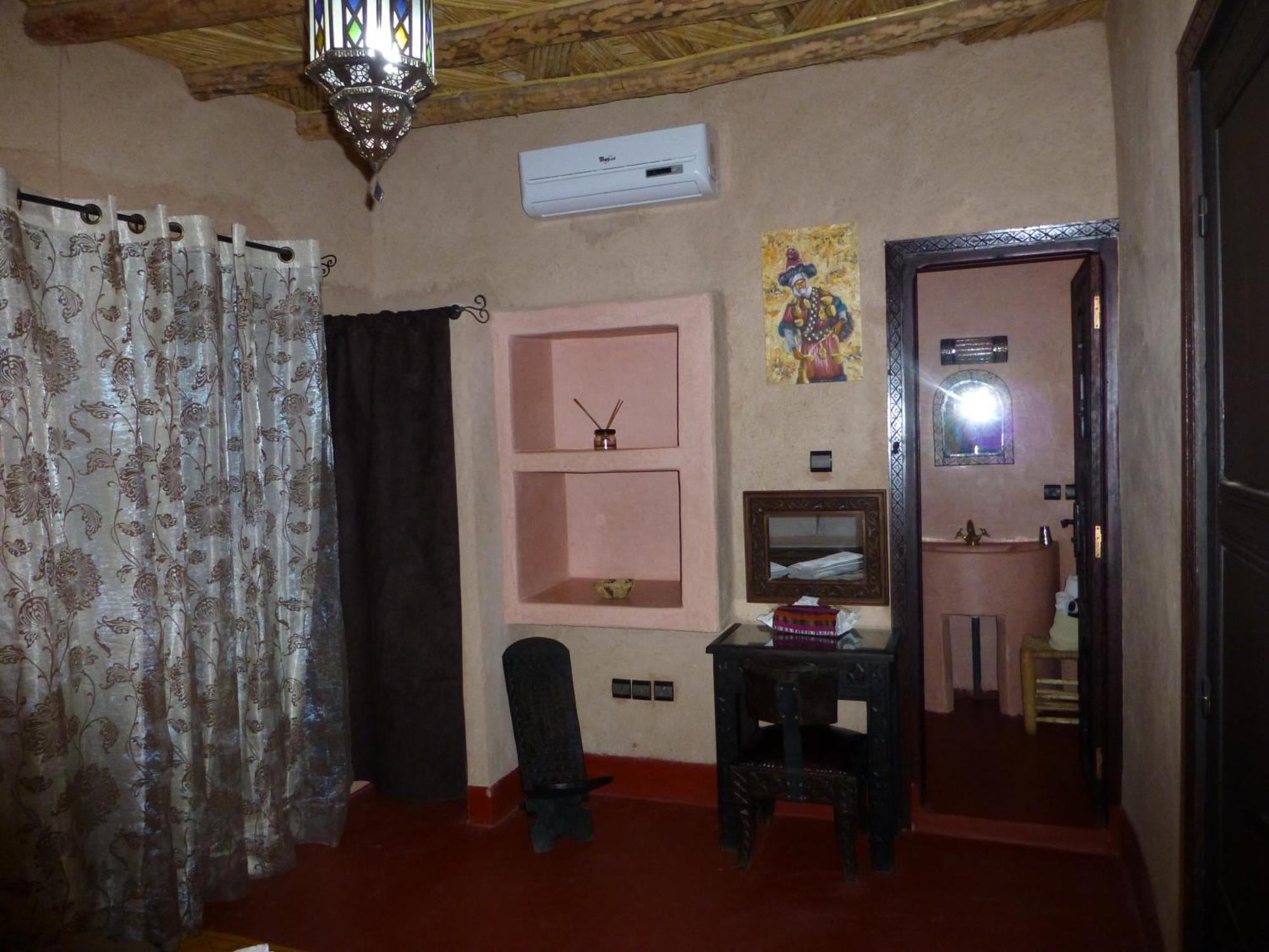 Kasbah La Cigogne Bed & Breakfast Ait Ben Haddou Bagian luar foto