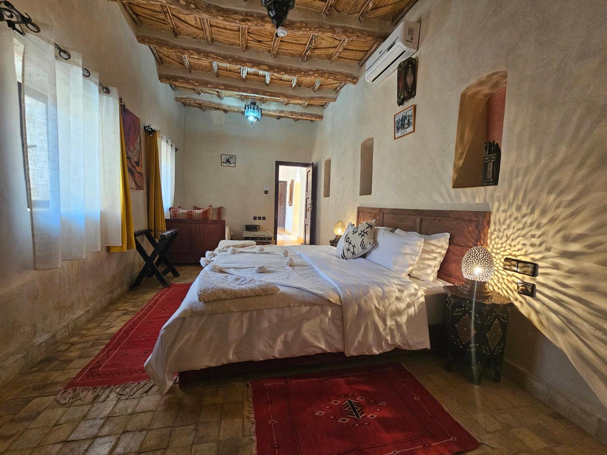 Kasbah La Cigogne Bed & Breakfast Ait Ben Haddou Bagian luar foto