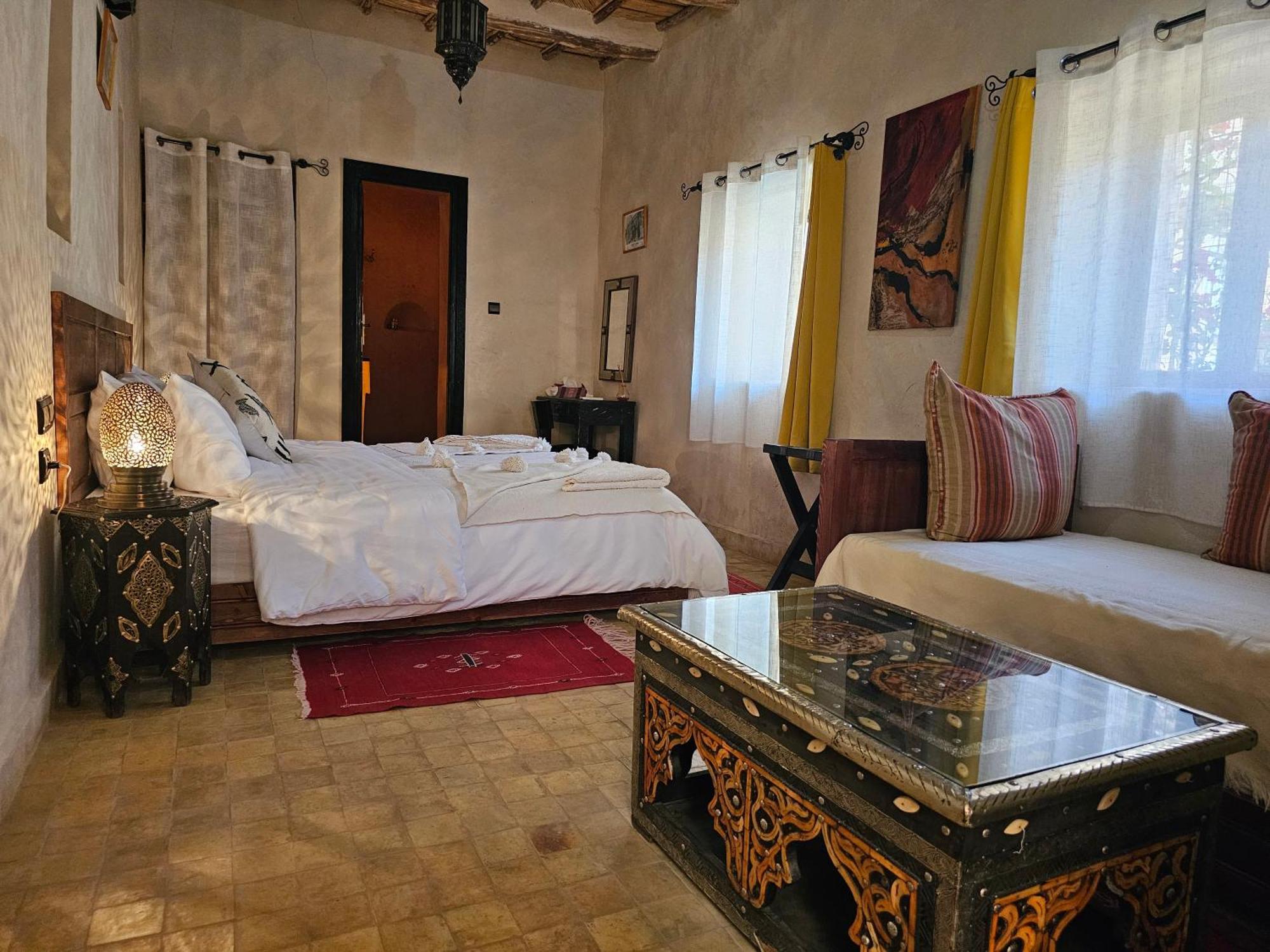 Kasbah La Cigogne Bed & Breakfast Ait Ben Haddou Bagian luar foto
