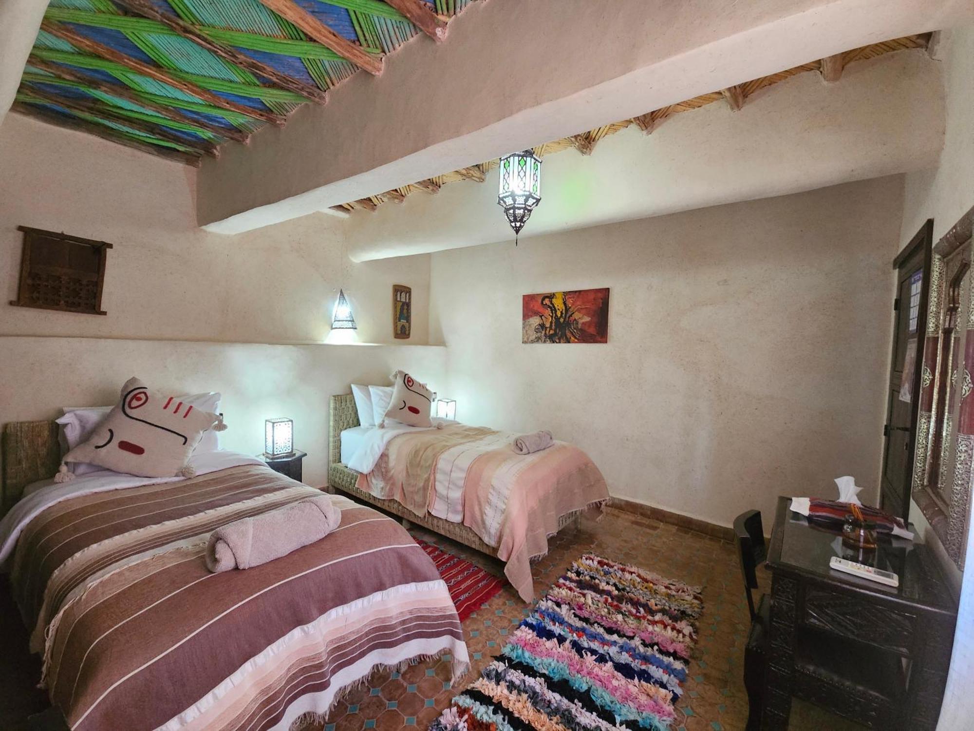 Kasbah La Cigogne Bed & Breakfast Ait Ben Haddou Bagian luar foto