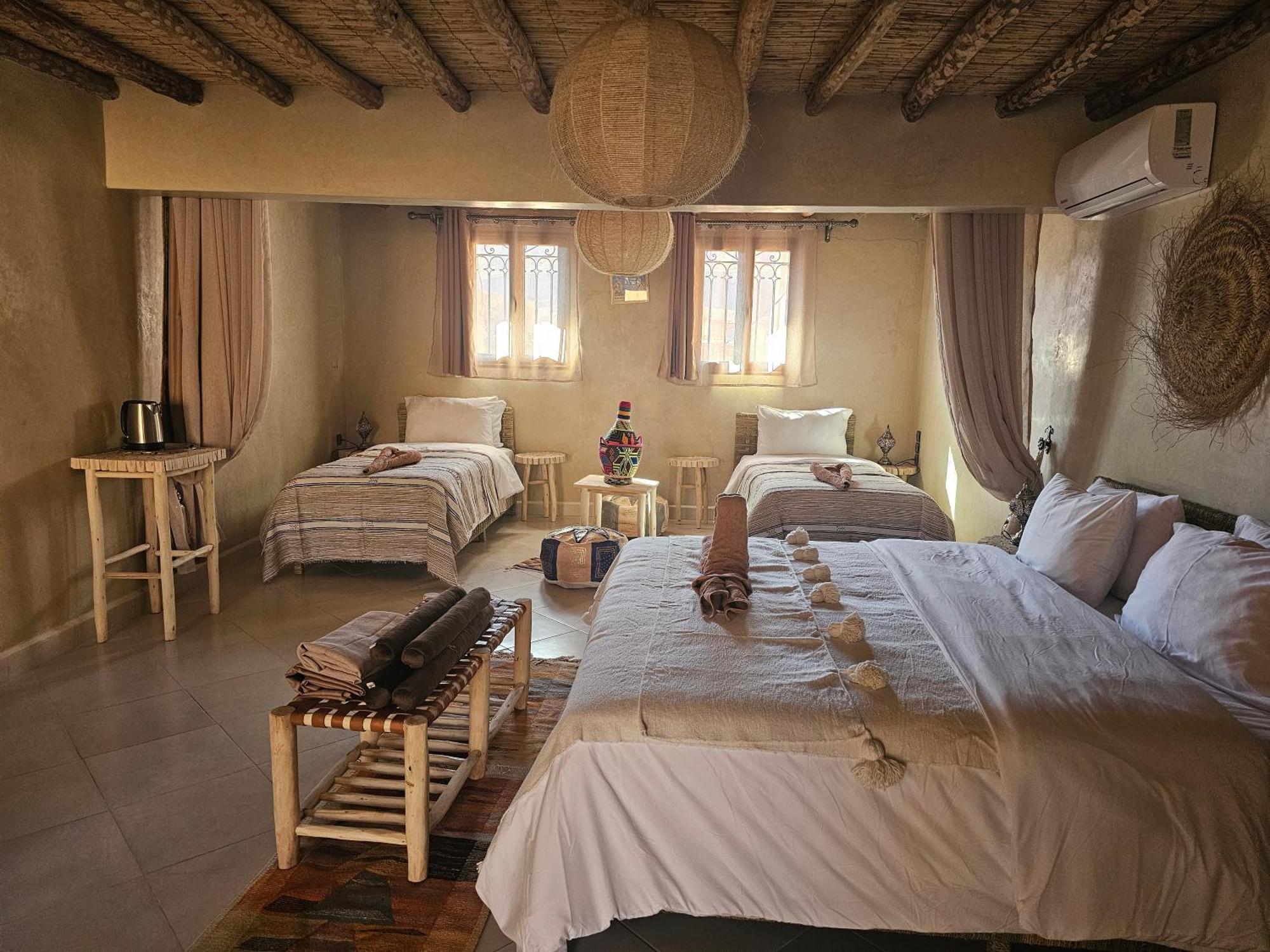 Kasbah La Cigogne Bed & Breakfast Ait Ben Haddou Bagian luar foto