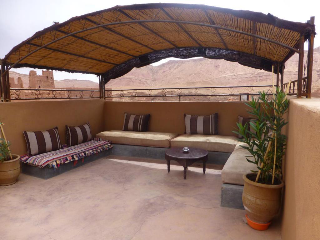 Kasbah La Cigogne Bed & Breakfast Ait Ben Haddou Bagian luar foto